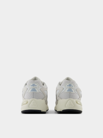 Кроссовки New Balance 725 модель ML725BA Фото