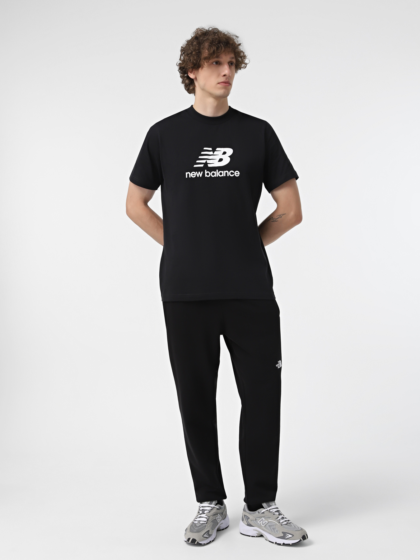 Футболка New Balance Stacked Logo модель MT41502BK Фото