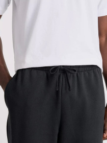 Штаны спортивные New Balance SPORT ESSENTIALS FLEECE модель MP41503BK Фото