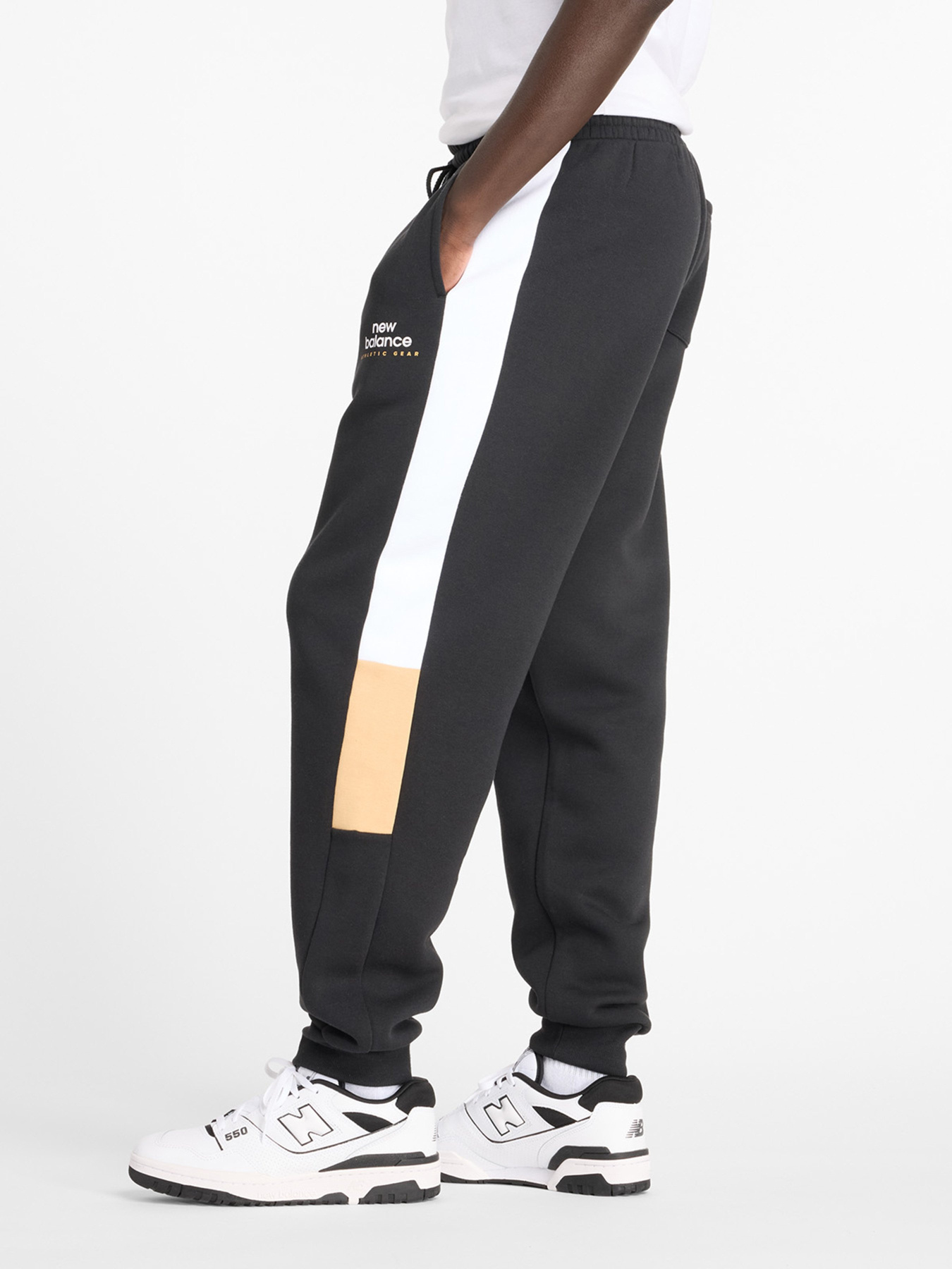 Штаны спортивные New Balance Classics Fleece модель MP43522BK Фото