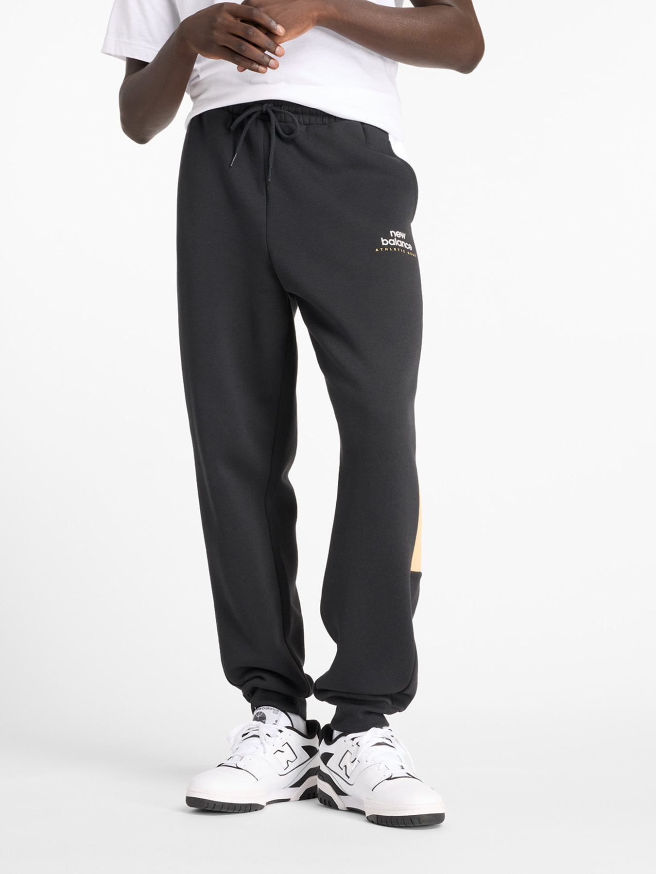 Штаны спортивные New Balance Classics Fleece модель MP43522BK Фото