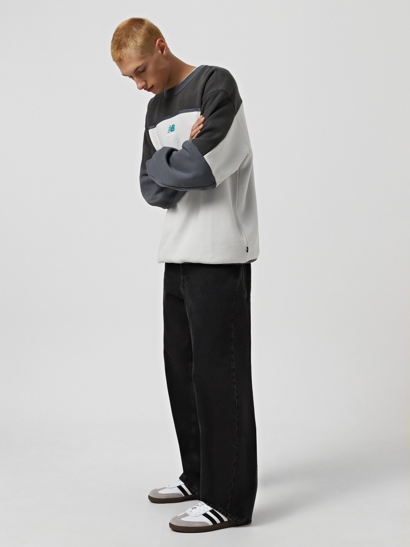 Свитшот New Balance Classics Fleece модель MT43525GT Фото