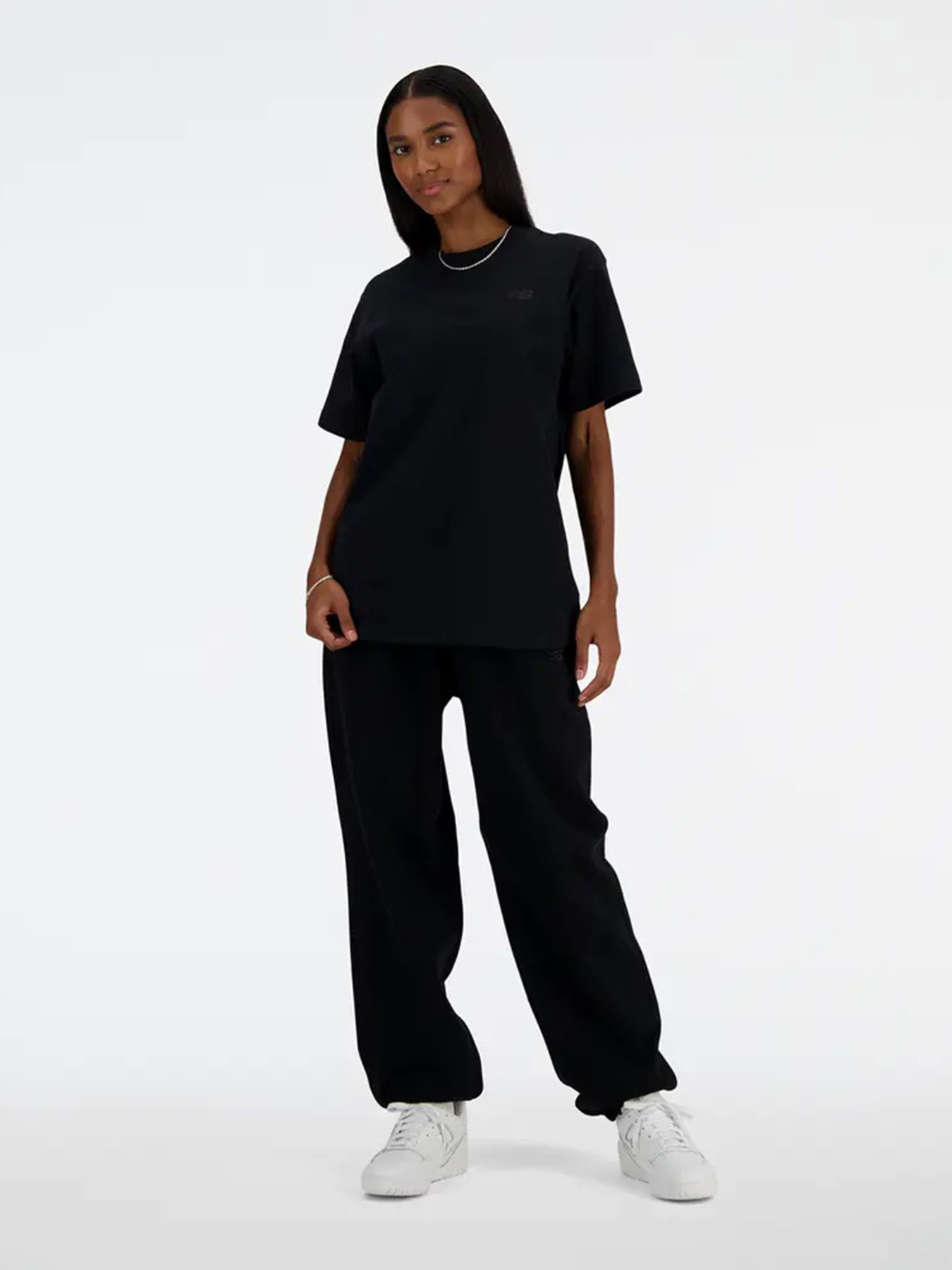 Штаны спортивные New Balance Athletics модель WP41513BK Фото