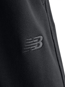 Штаны спортивные New Balance ATHLETICS модель WP41513BK Штаны спортивные New Balance ATHLETICS модель WP41513BK Фото