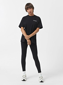 Футболка New Balance ATHLETICS RELAXED SYSTEM модель WT43550BK Футболка New Balance ATHLETICS RELAXED SYSTEM модель WT43550BK Фото