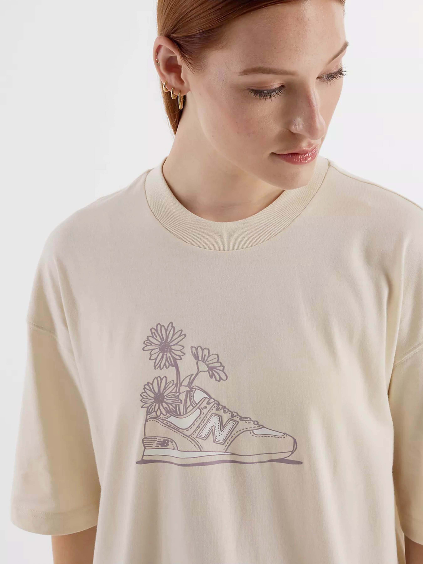Футболка New Balance Flower модель WT43556LIN Фото