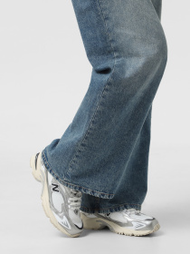 Кросівки повсякденні New Balance 725 модель ML725CG Фото