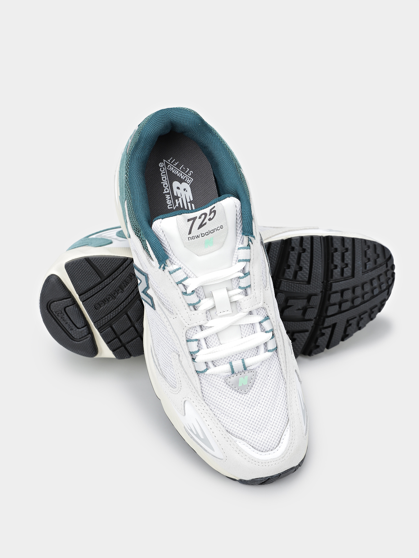 Кроссовки повседневные New Balance 725 модель ML725CM Кроссовки повседневные New Balance 725 модель ML725CM Фото