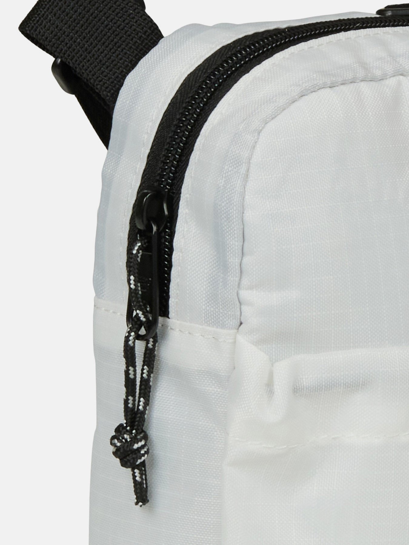 Мессенджер New Balance Essentials 20L модель LAB51901WT Фото