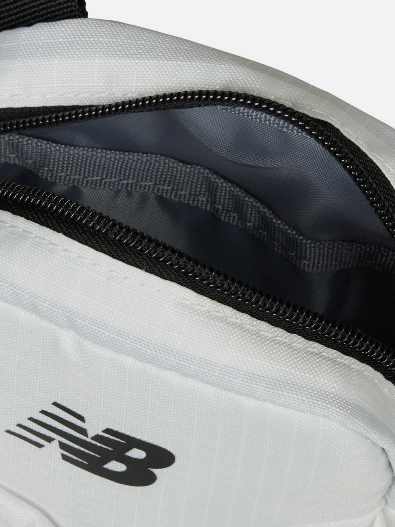 Мессенджер New Balance ESSENTIALS 20L модель LAB51901WT Фото