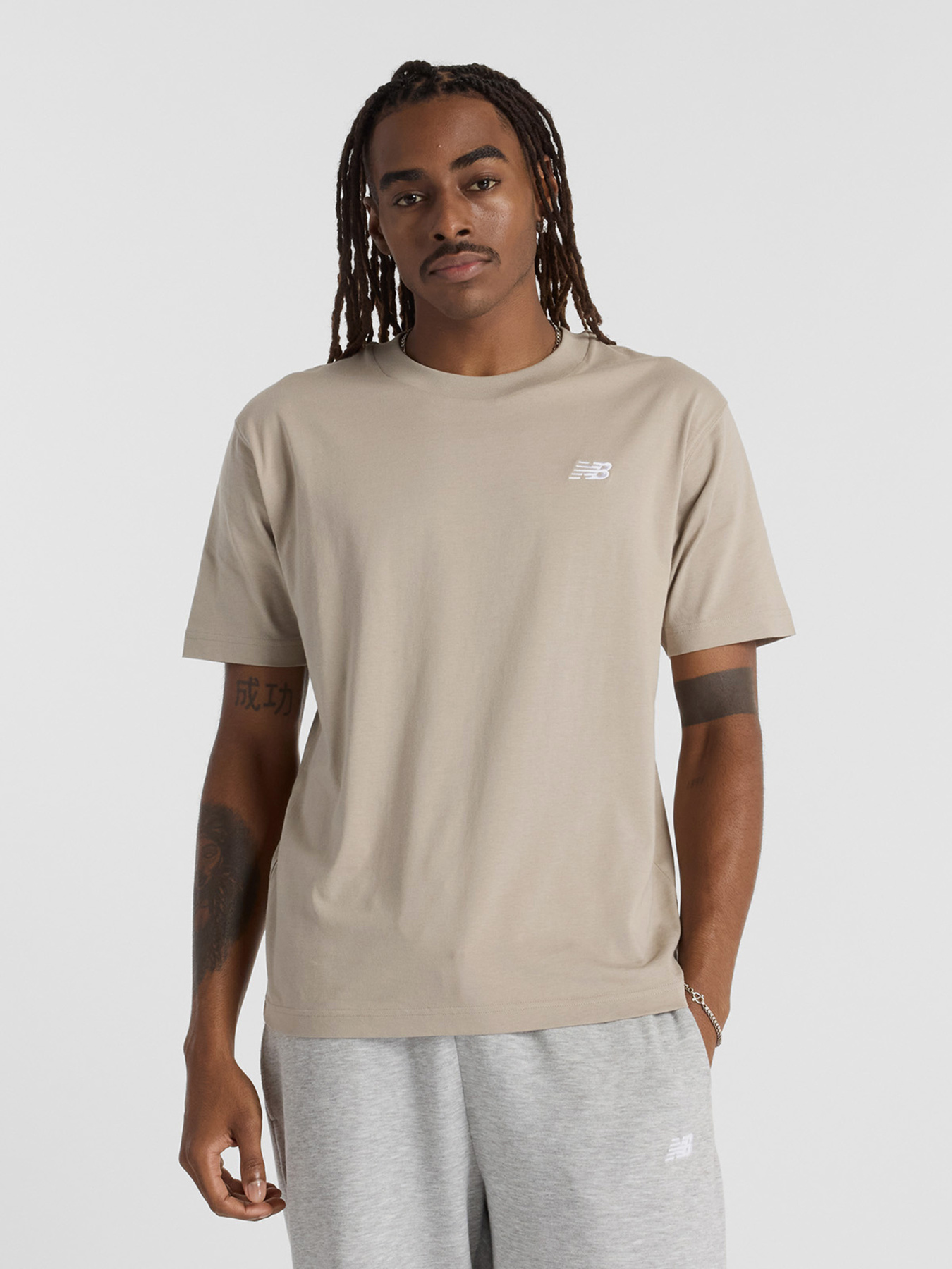 Футболка New Balance SPORT ESSENTIALS модель MT41509ADS Футболка New Balance SPORT ESSENTIALS модель MT41509ADS Фото