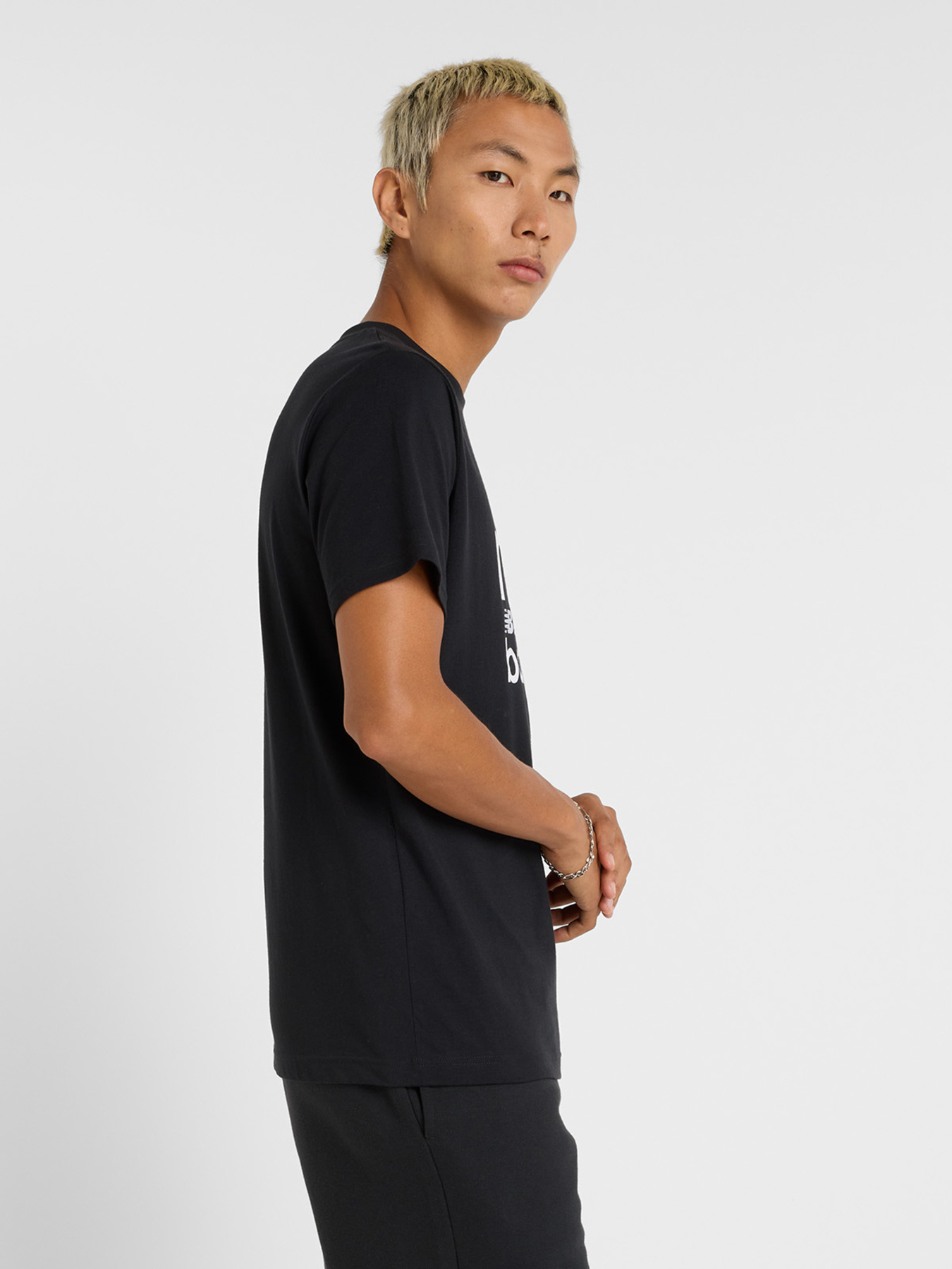 Футболка New Balance SPORT GRAPHIC модель MT51940BK Фото