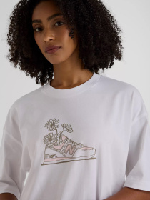 Футболка New Balance Oversized Flower модель WT43556WT Фото