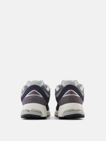 Кроссовки New Balance 2002R модель M2002RSF Фото