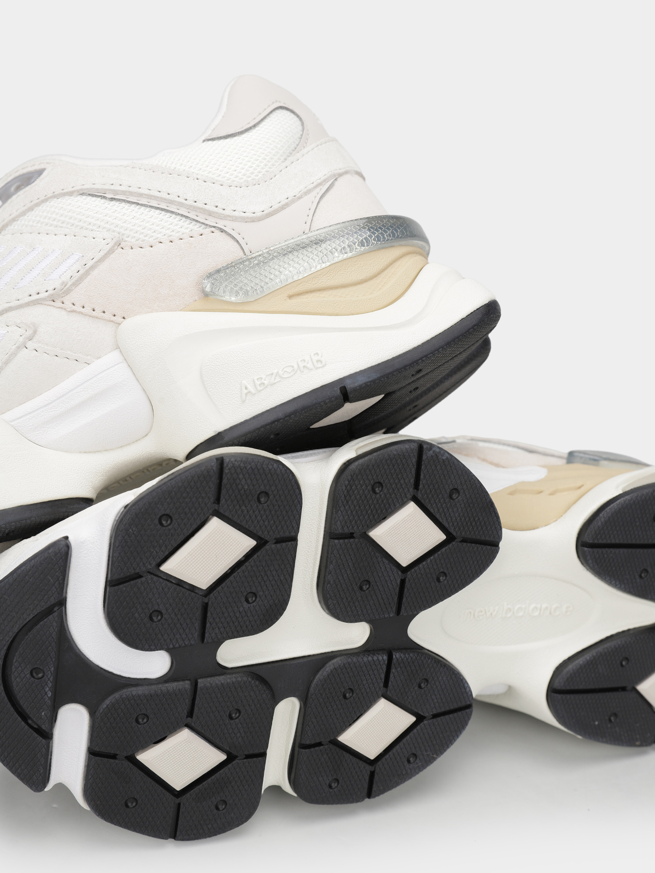 Кроссовки New Balance 9060 модель U9060WHT Фото