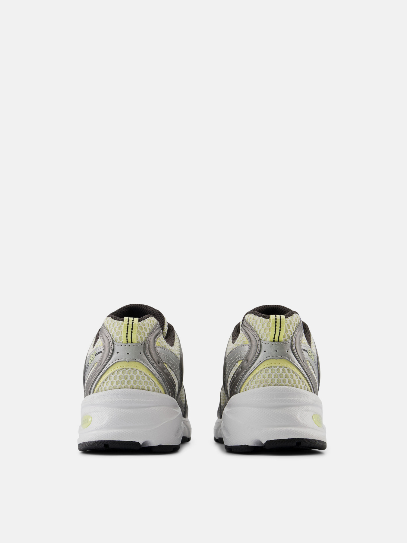 Кроссовки повседневные New Balance 530 модель U530ADG Кроссовки повседневные New Balance 530 модель U530ADG Фото