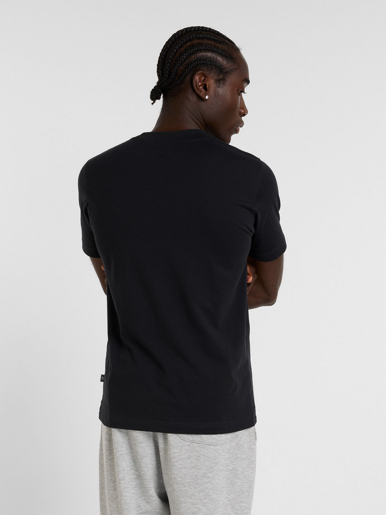 Футболка New Balance Professional Athletics модель MT51933BK Фото