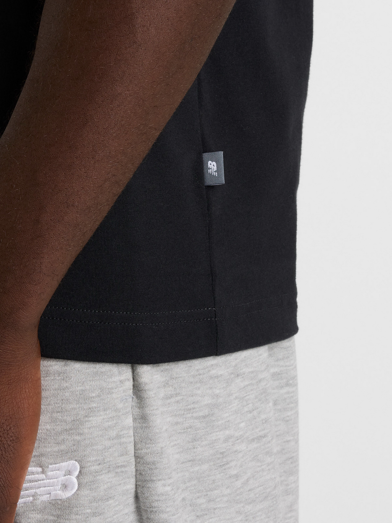 Футболка New Balance Professional Athletics модель MT51933BK Фото