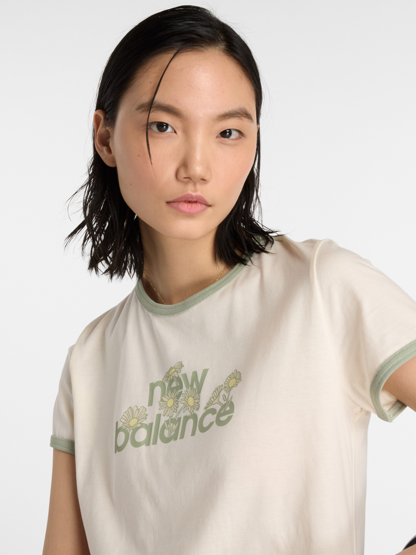 Футболка New Balance FLOWER RINGER модель WT53910PEF Фото