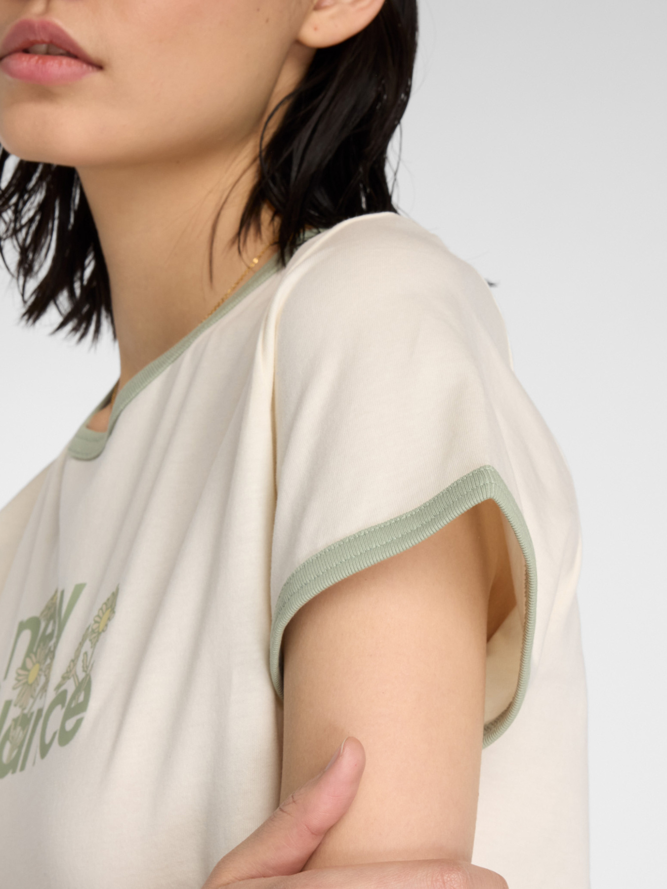 Футболка New Balance FLOWER RINGER модель WT53910PEF Фото