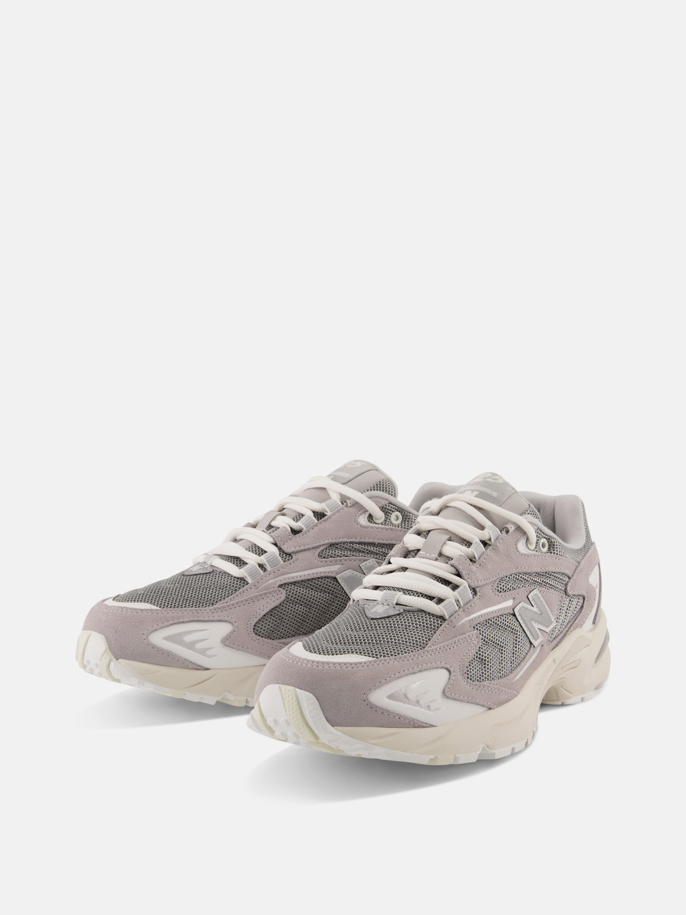 Кросівки New Balance 725 Модель ML725AA Фото