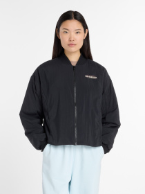 Бомбер New Balance REIMAGINED WOVEN модель WJ53500BK Фото