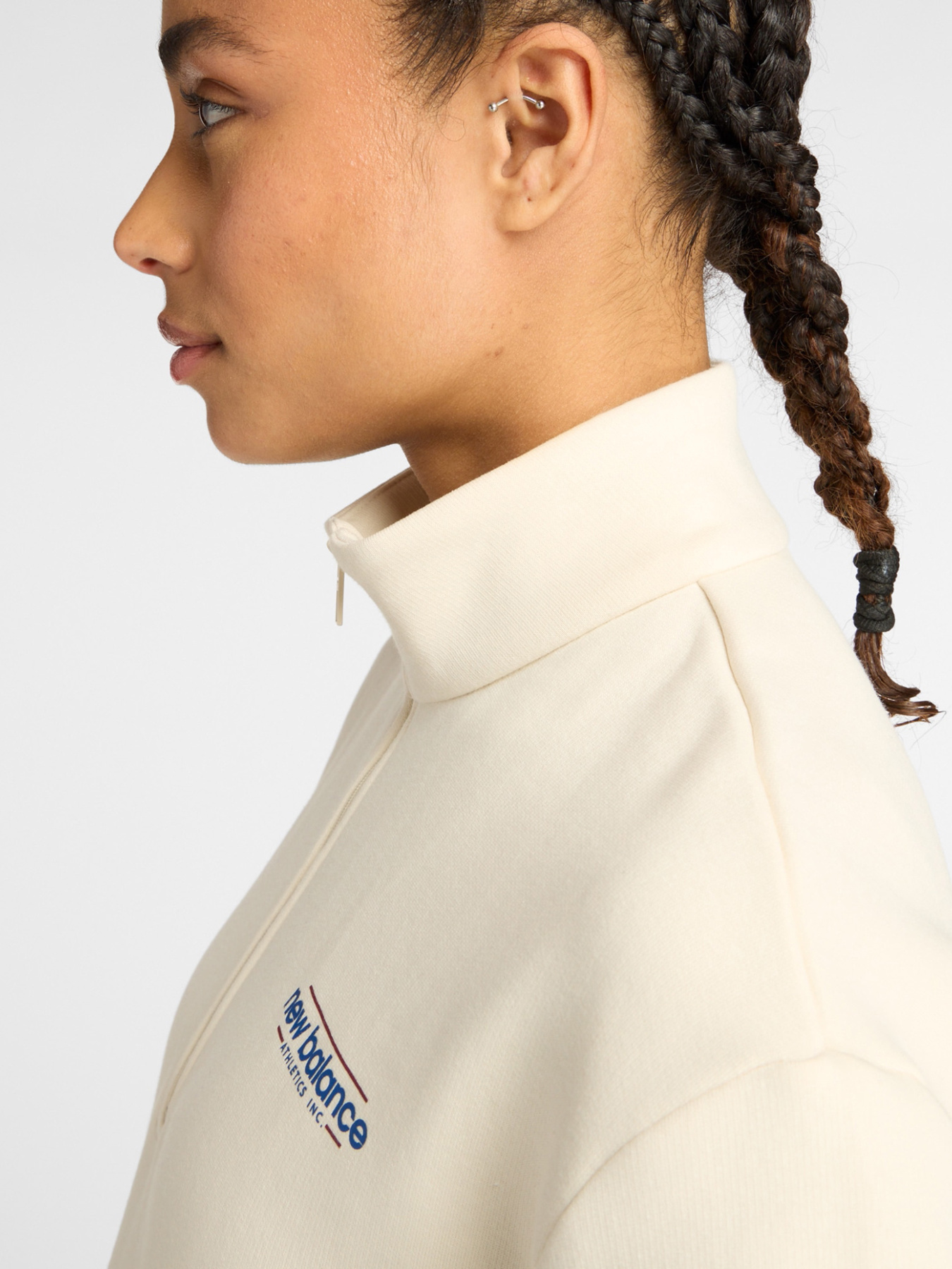 Кофта New Balance REIMAGINED модель WT53513LIN Кофта New Balance REIMAGINED модель WT53513LIN Фото