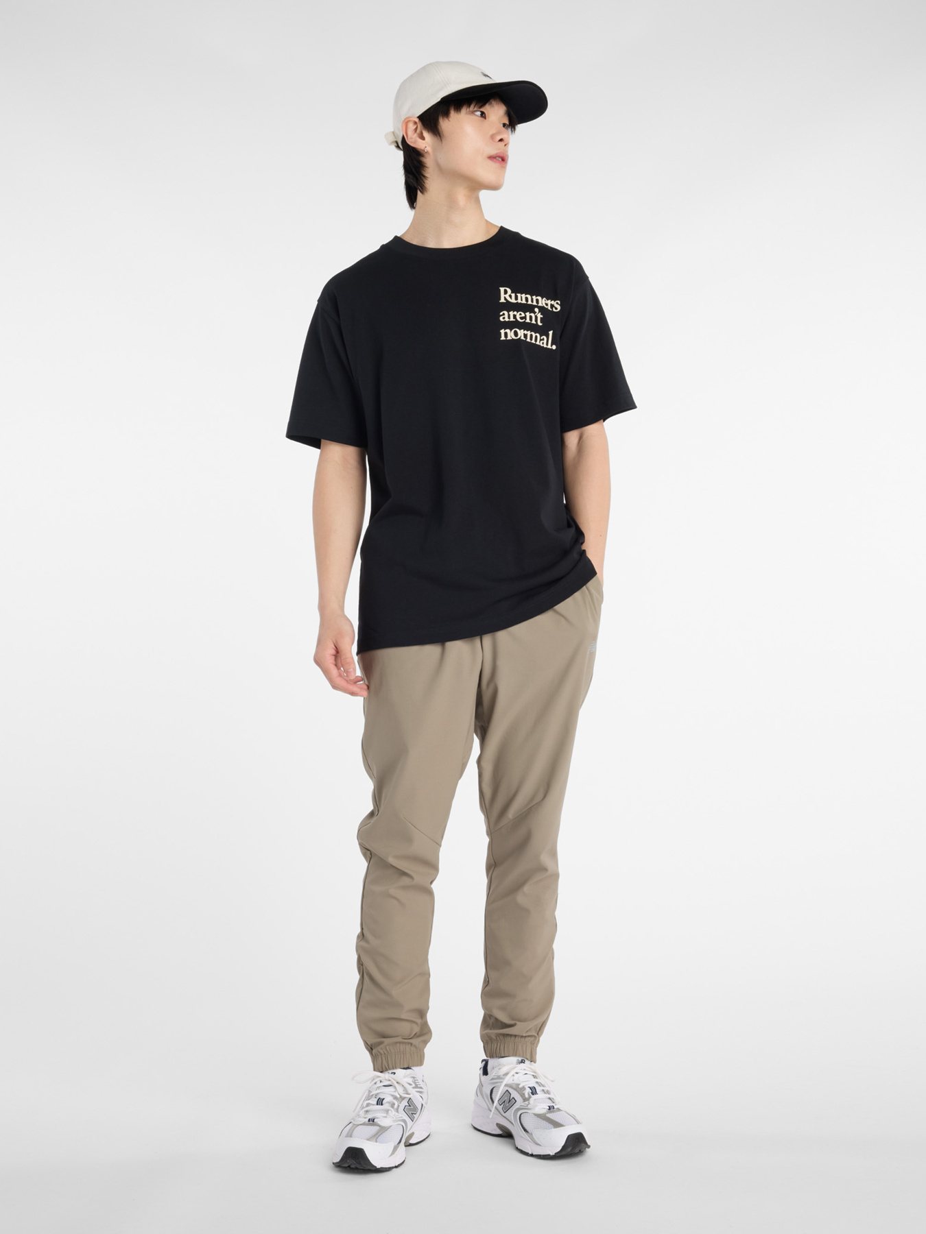 Футболка New Balance RUNNERS ARENT NORMAL модель MT53921BK Фото