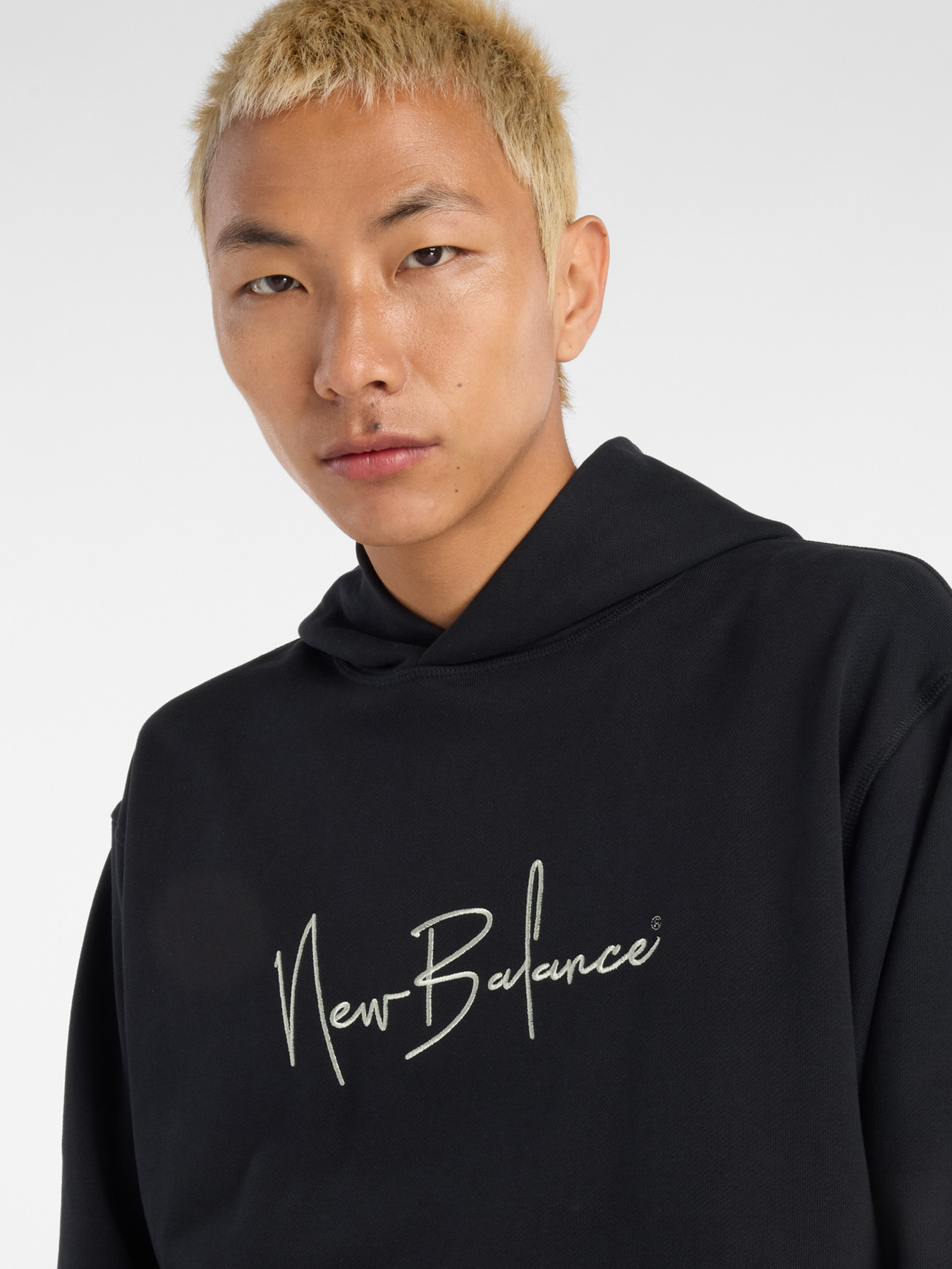 Худі New Balance ATHELTICS SIGNATURE модель MT53938BK Фото
