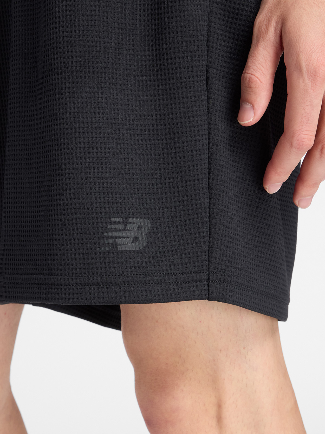 Шорты New Balance TEXTURED CHECK модель MB61V17CBK Фото