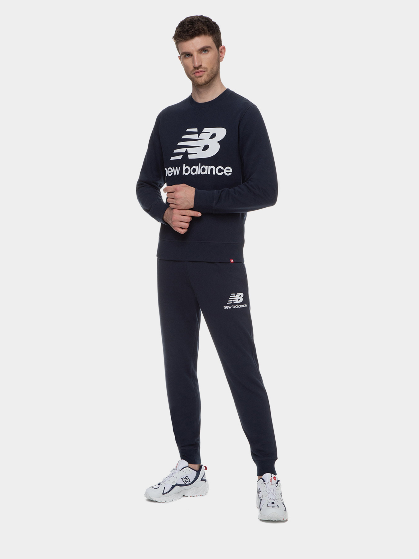 Штаны спортивные New Balance Essentials Stacked Logo модель MP03558ECL Фото