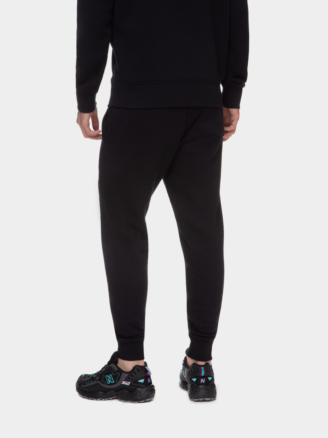 Штаны спортивные New Balance Essentials модель MP11504BK Фото