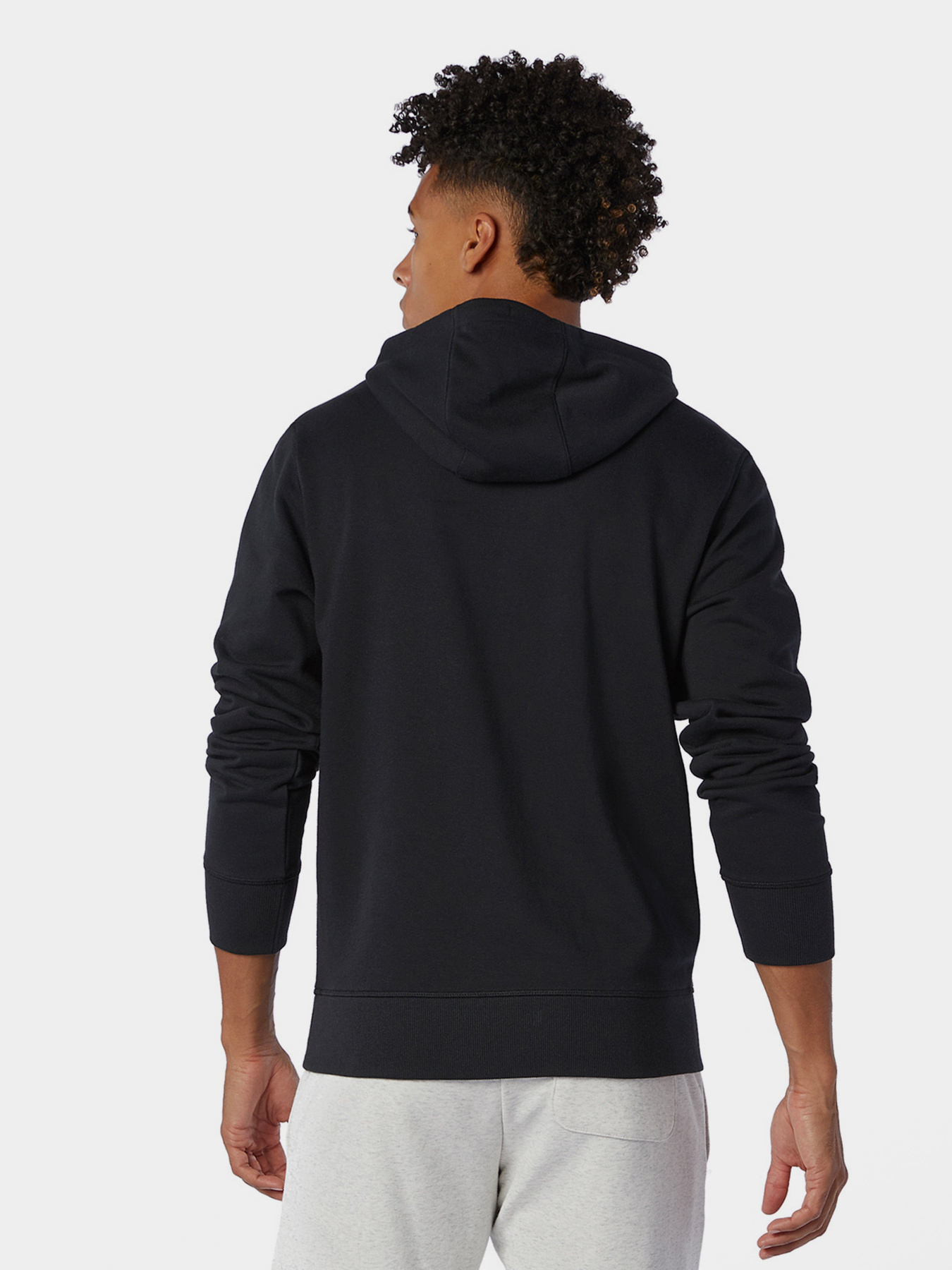 Худи New Balance Essentials Stacked Logo модель MT03558BK Фото