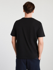 Футболки и поло New Balance Essentials модель MT11516BK Фото