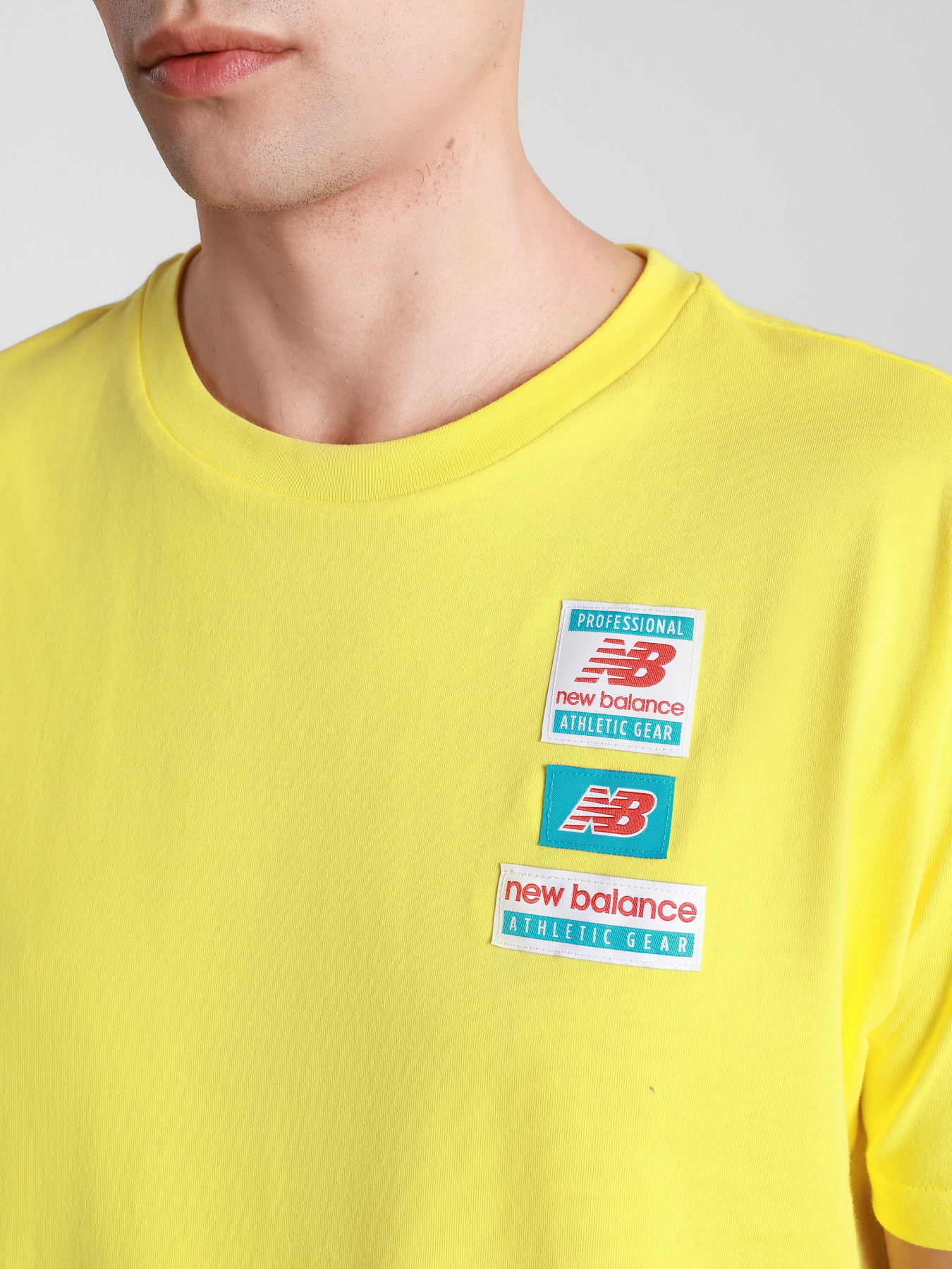 Футболки і поло New Balance Essentials модель MT11516FTL Фото