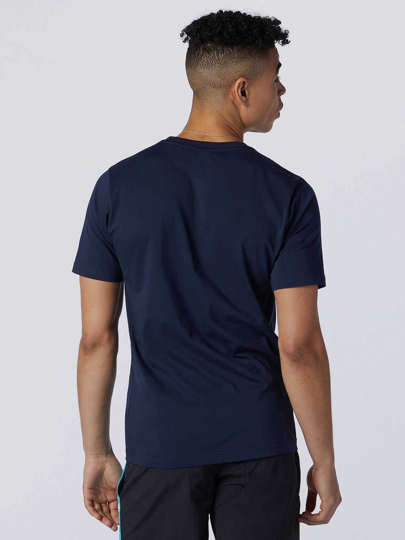 Футболки і поло New Balance  Athletics Linear модель MT11548ECL Фото