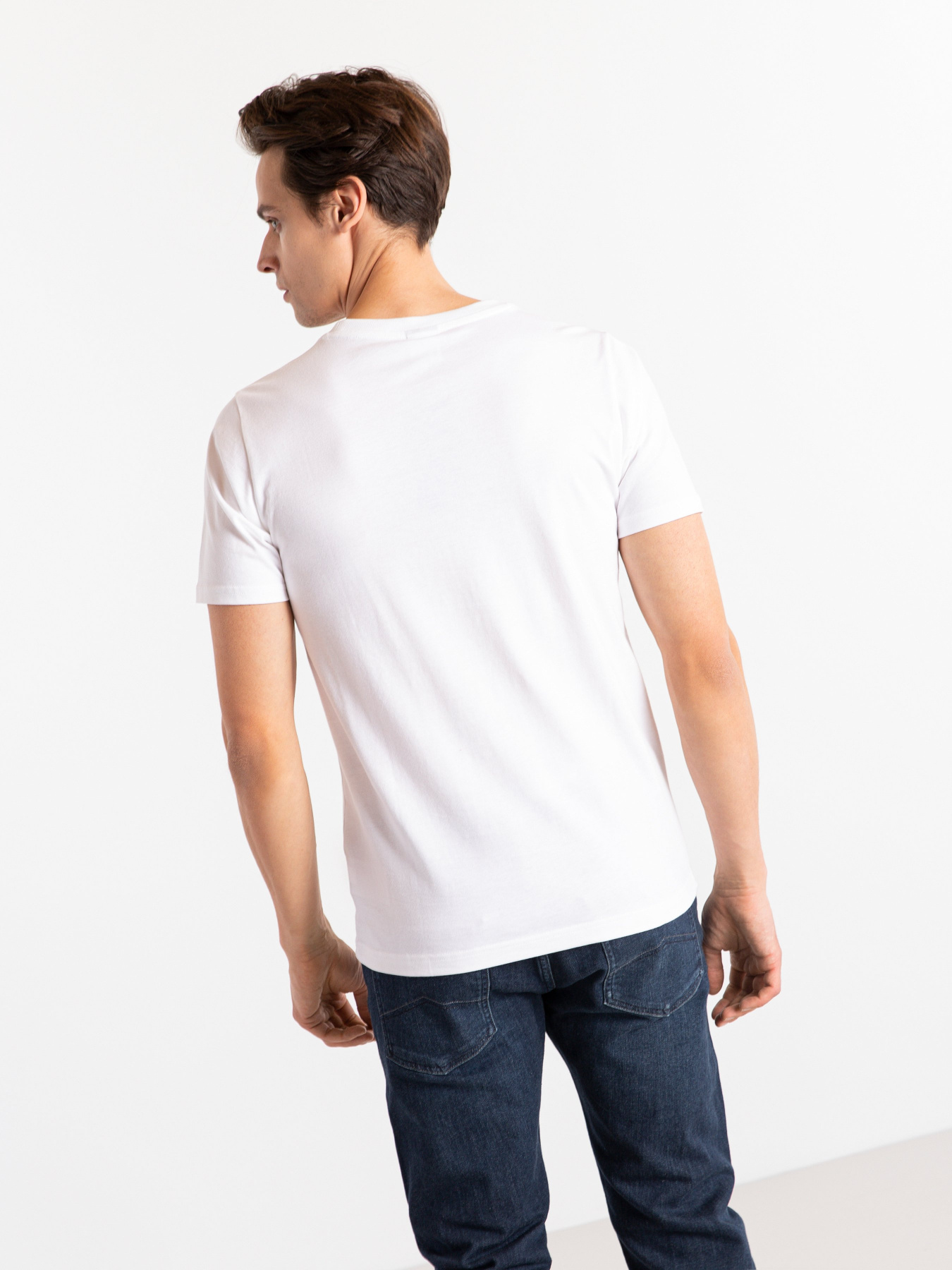 Футболки и поло New Balance  Athletics Linear модель MT11548WT Фото