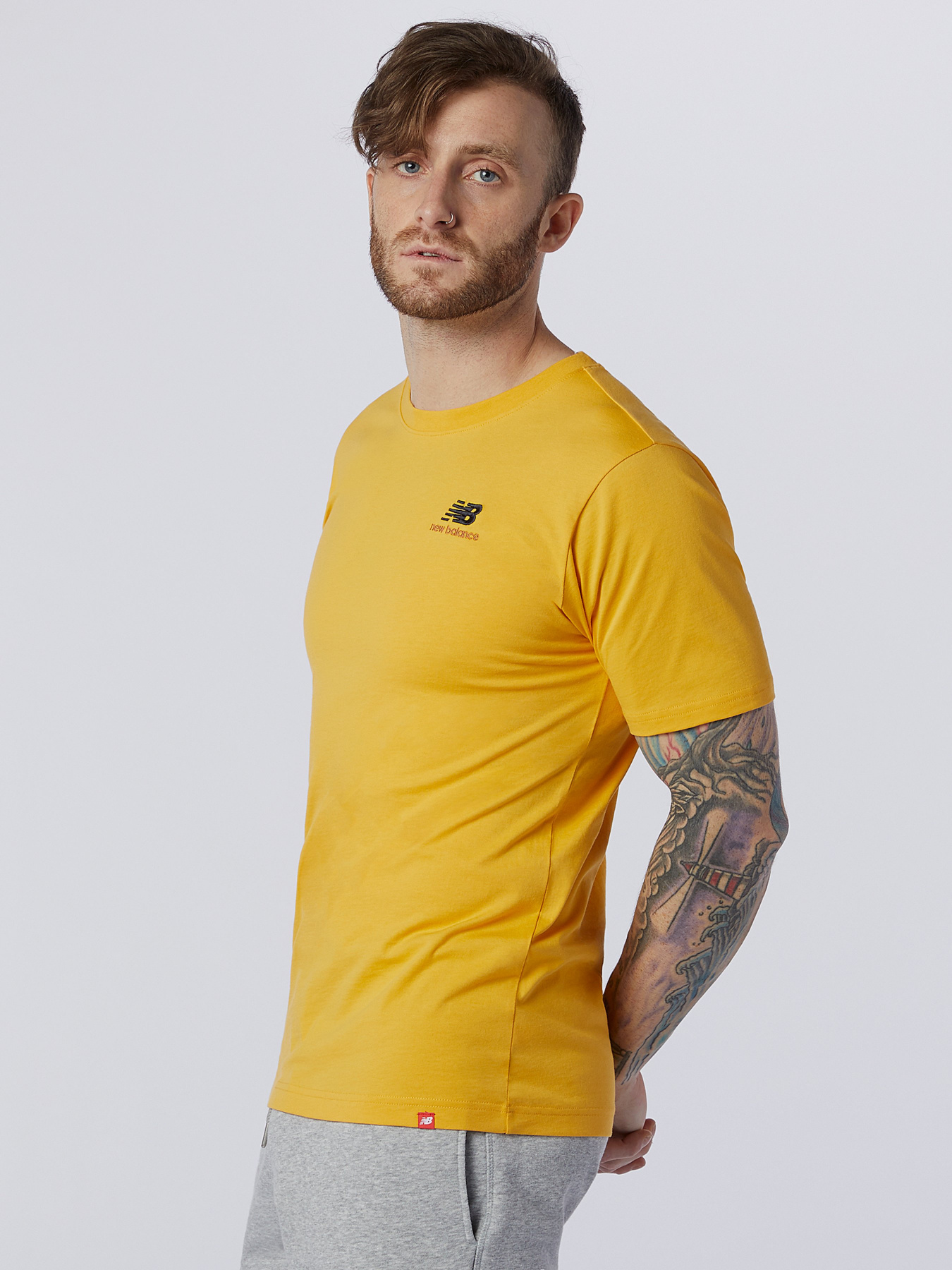 Футболки і поло New Balance Essentials Embriodered модель MT11592ASE Фото