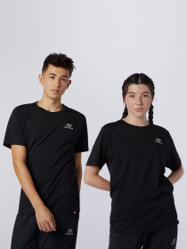 Футболки и поло New Balance Essentials Embriodered модель MT11592BK Фото