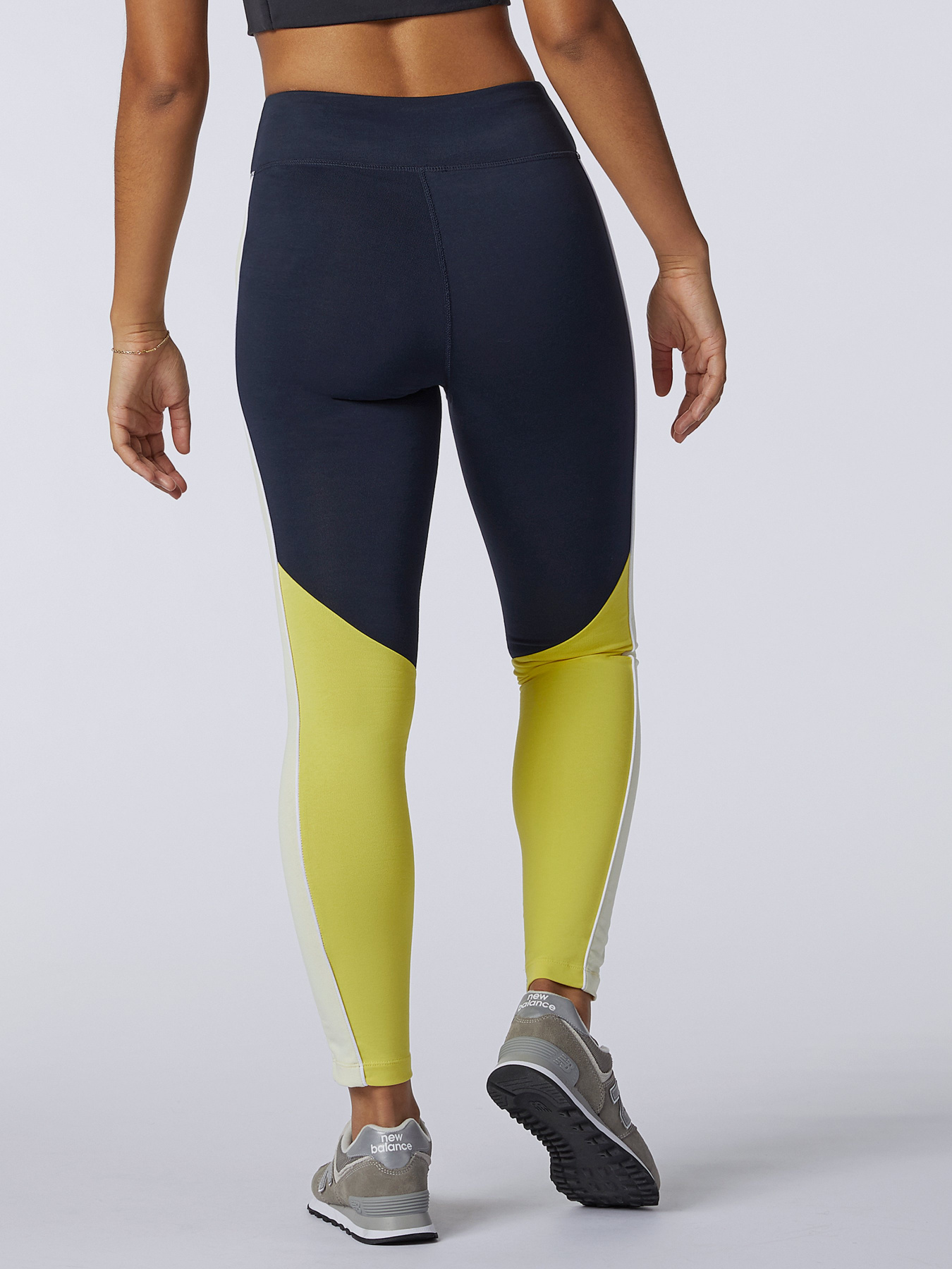 Леггинсы New Balance Athletics Piping модель WP11506CYW Леггинсы New Balance Athletics Piping модель WP11506CYW Фото