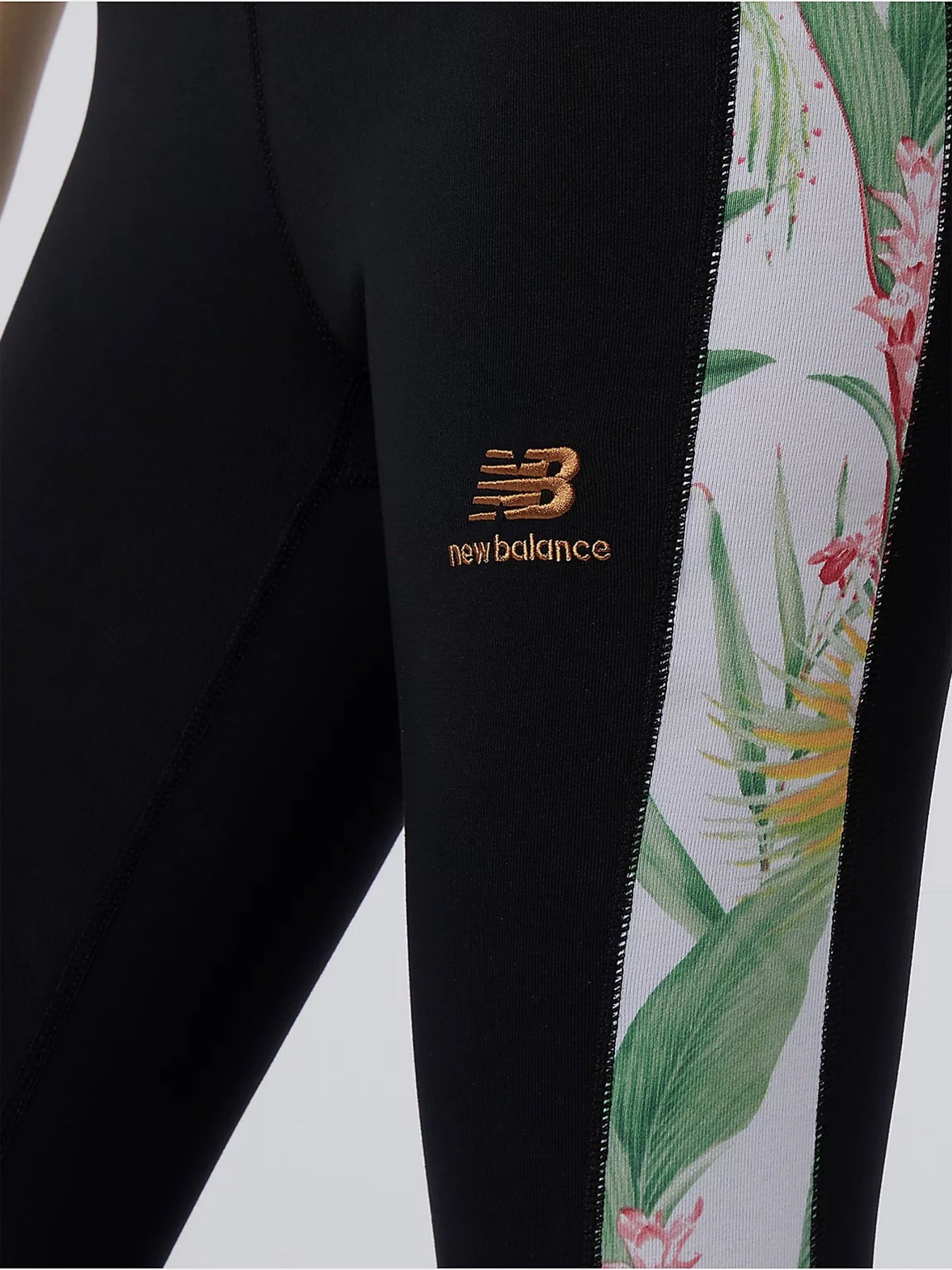 Леггинсы New Balance Essentials Botanical модель WP11509BK Фото