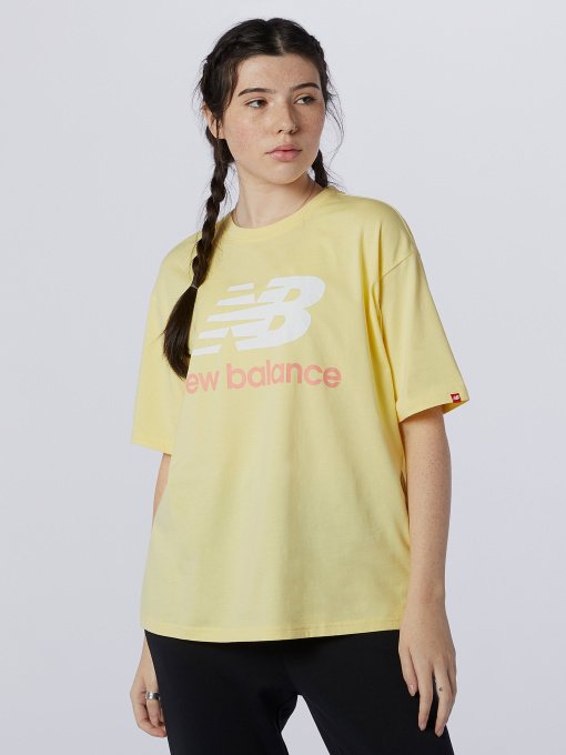 Футболки і поло New Balance Essentials Stacked Logo модель WT03519LHZ Фото