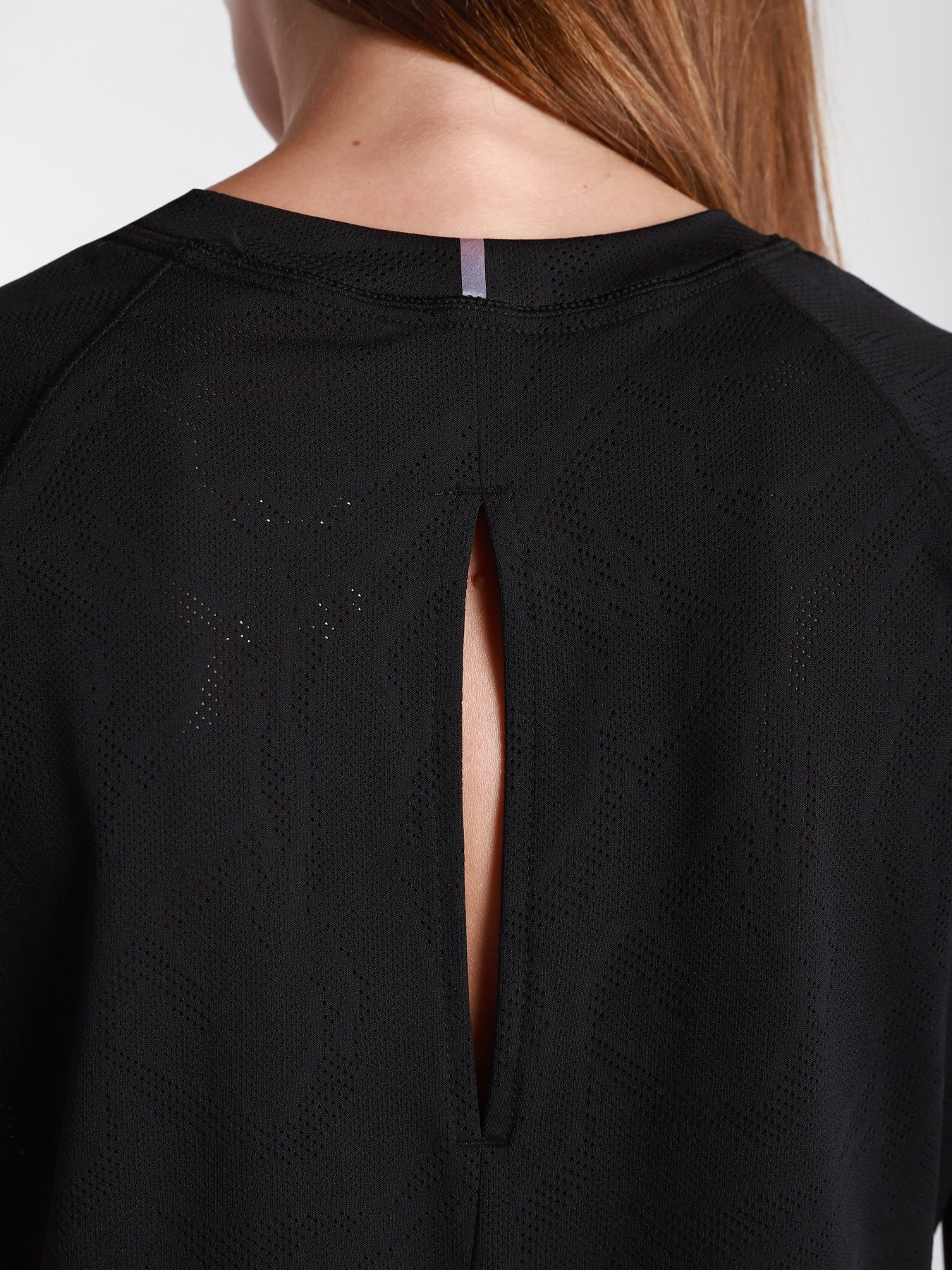 Футболка New Balance Q Speed модель WT11278BK Фото