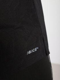 Футболка New Balance Q Speed модель WT11278BK Фото