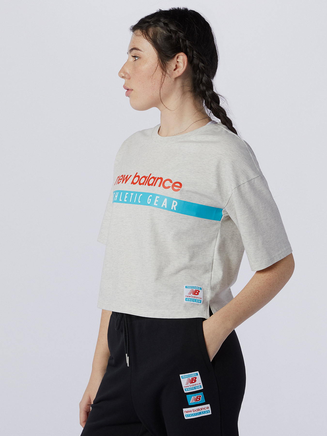 Футболка спортивная New Balance Essentials Field Day Boxy модель WT11508SAH Фото