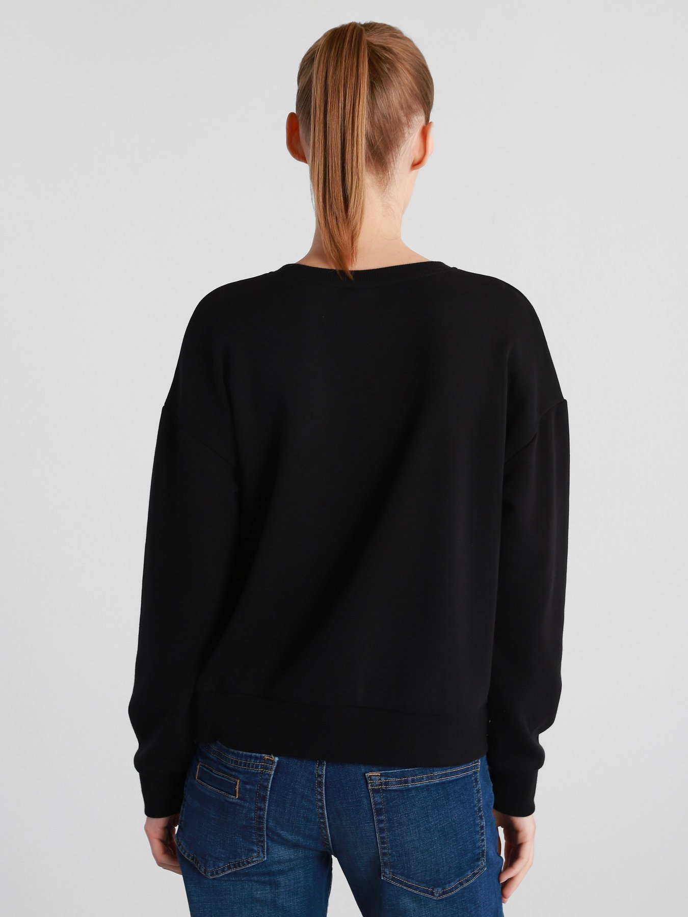 Світшот New Balance Essentials Botanical Crew модель WT11510BK Фото