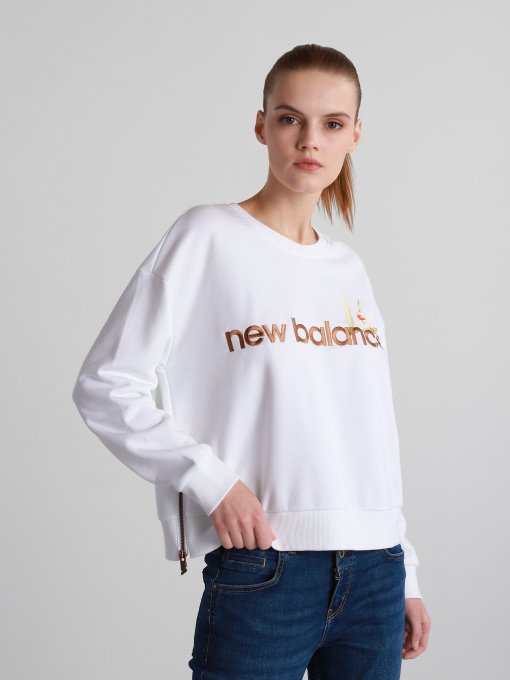 Світшот New Balance Essentials Botanical Crew модель WT11510WT Фото