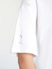 Футболка спортивная New Balance NB Athletics Erin Loree Graphic модель WT11514WT Футболка спортивная New Balance NB Athletics Erin Loree Graphic модель WT11514WT Фото