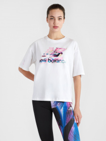 Футболка спортивная New Balance NB Athletics Erin Loree Graphic модель WT11514WT Футболка спортивная New Balance NB Athletics Erin Loree Graphic модель WT11514WT Фото