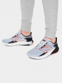 Кроссовки для бега New Balance FUEL CELL PROPEL V2 модель MFCPRCL2 Фото